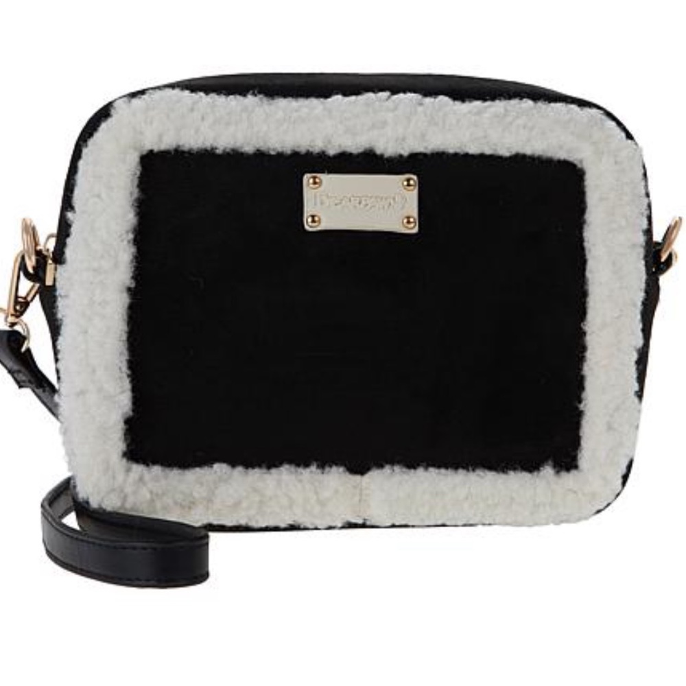 BEARPAW Faux Fur Shearling Trim Camera Bag Purse